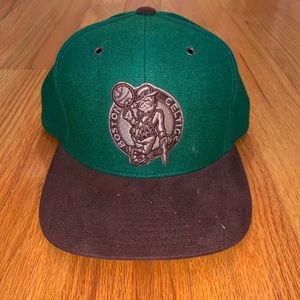 Boston Celtics Mitchel & Ness Suede Strapback